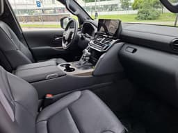 Toyota Land Cruiser 300 Люкс 7 мест 3.5 АТ в лизинг - 13