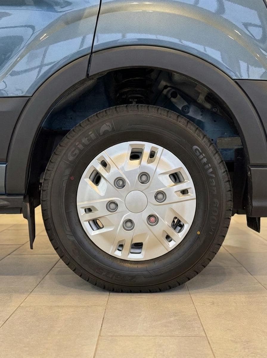 Avior V90 Фургон L3H2 3.5T 2.0TD 6MT FWD в лизинг - 12