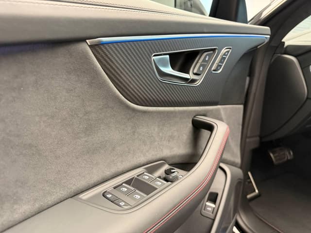 Audi RS Q8 quattro в лизинг - 27