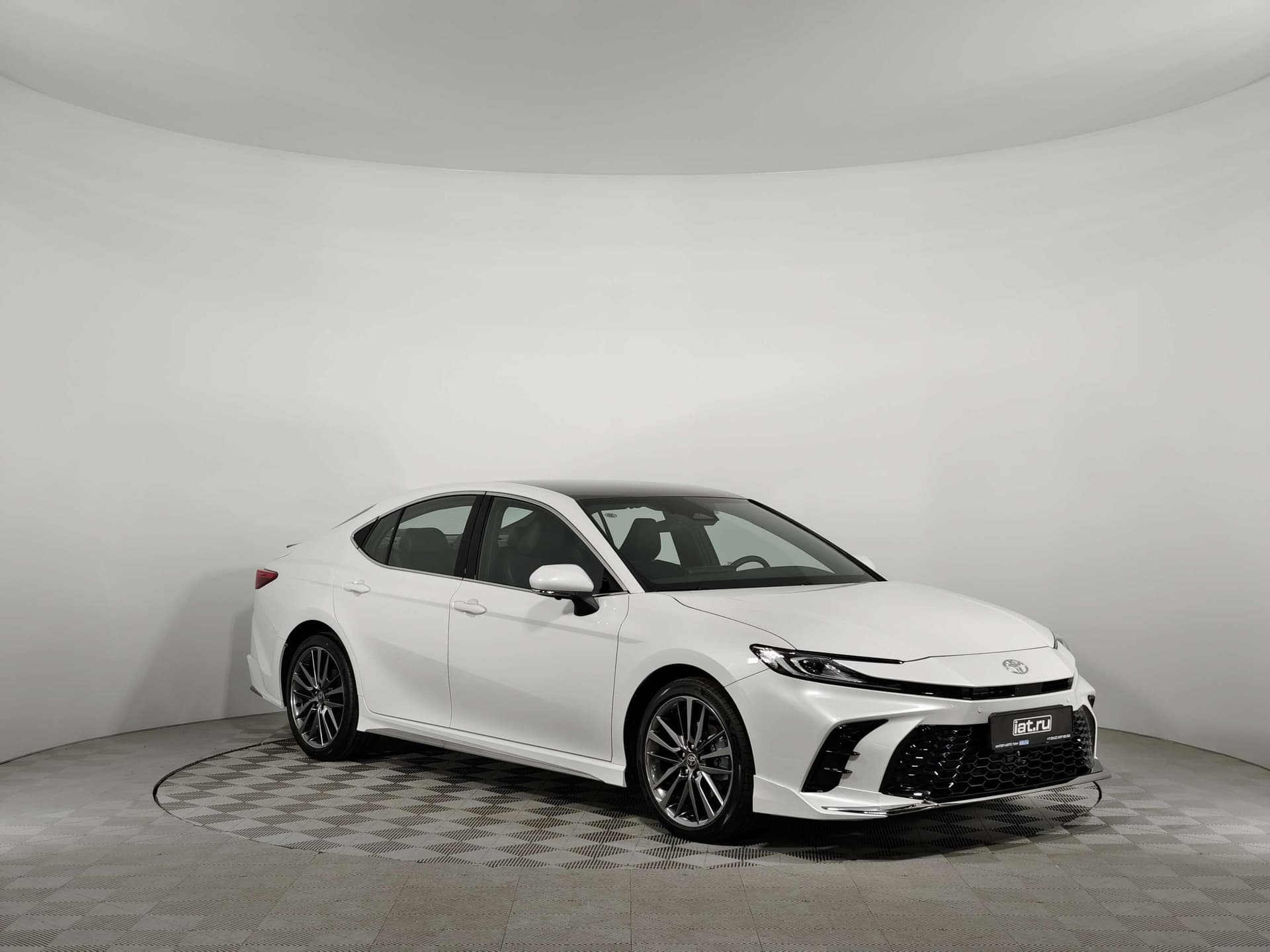 Toyota Camry 2.0HXS Sports Plus Edition в лизинг - 9