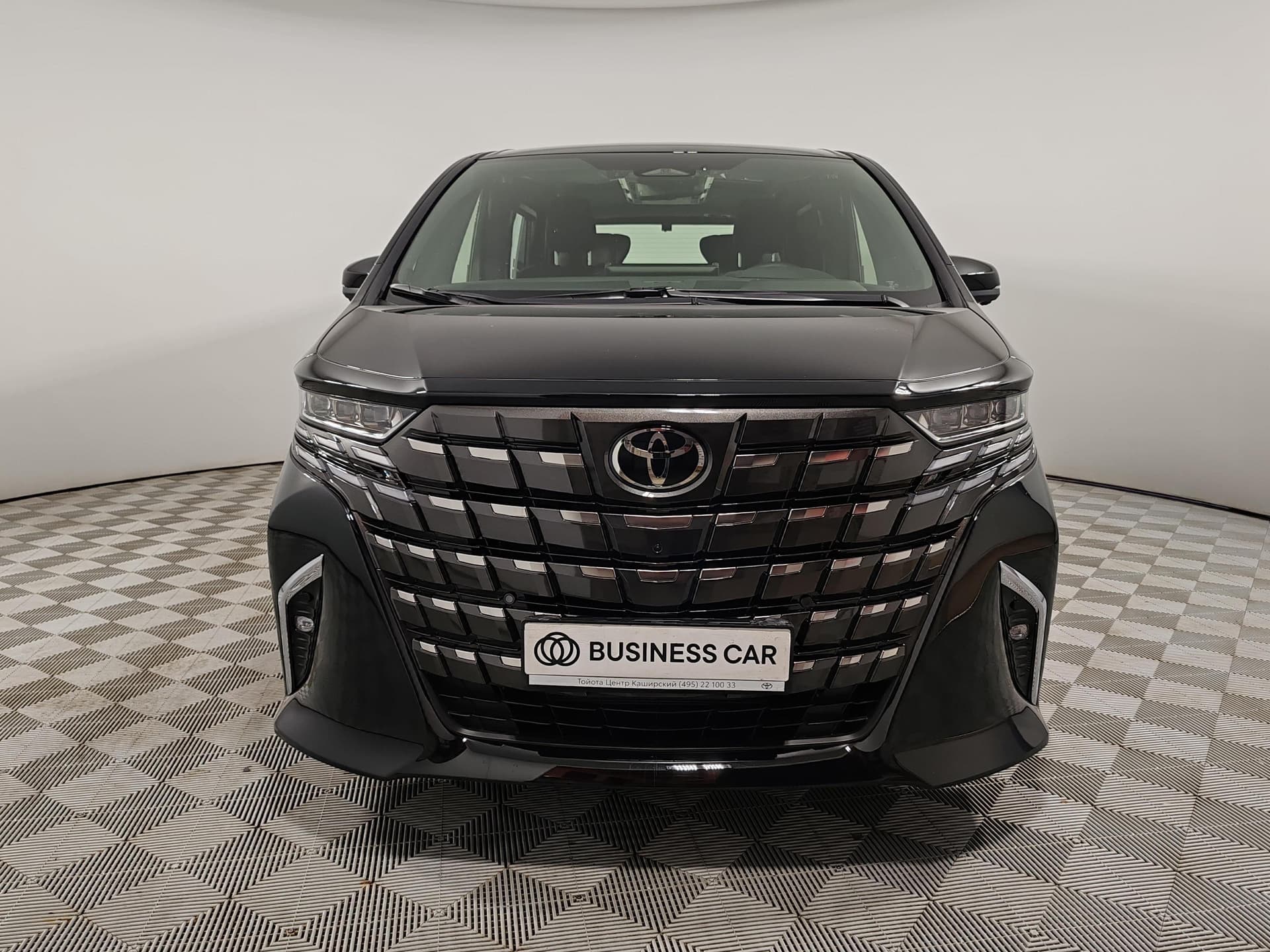 Toyota Alphard 2.5 HEV CVT в лизинг - 3