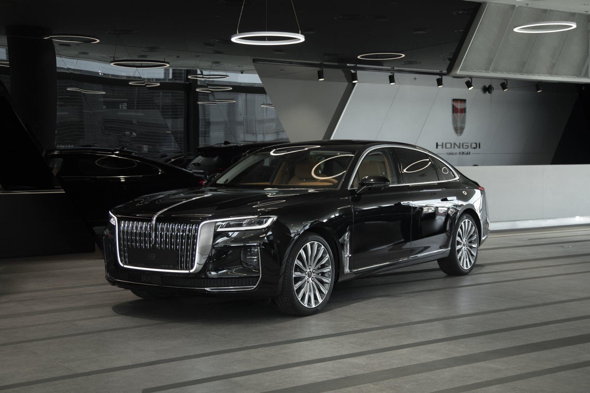Hongqi H9 2.0Т Deluxe в лизинг - 2