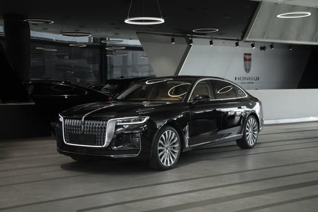 Hongqi H9 2.0Т Deluxe в лизинг - 2