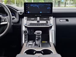 Toyota Land Cruiser 300 Люкс 7 мест 3.5 АТ в лизинг - 26