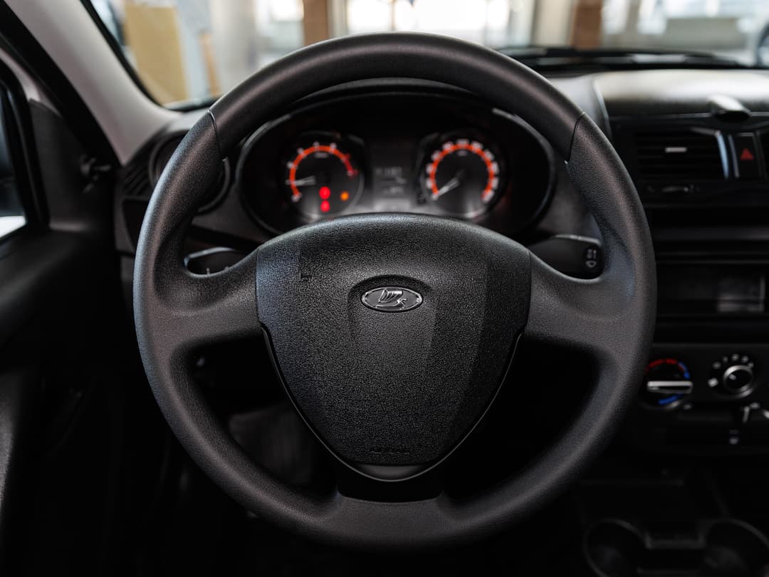 Lada Granta седан Standard Plus 1.6 90hp 5MT в лизинг - 19