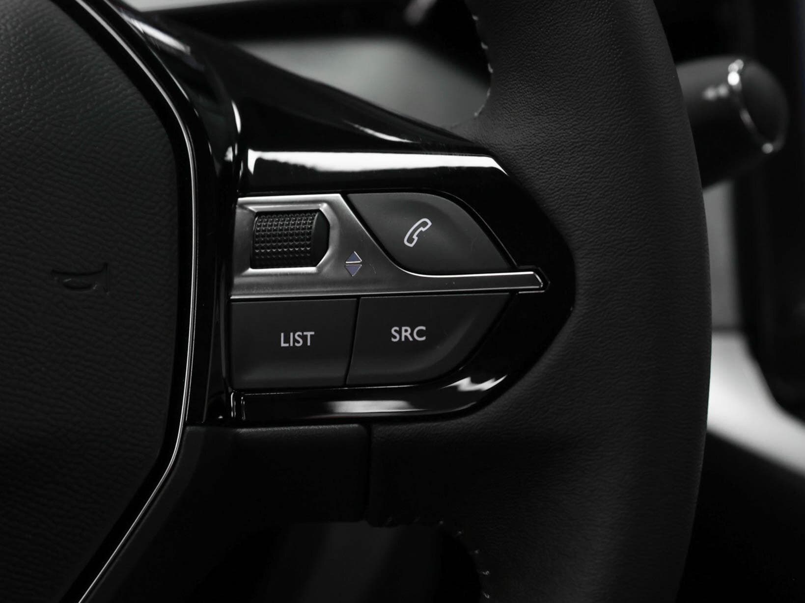 Peugeot 408 Лату Версия 1.5Т 173 л.с. АТ в лизинг - 21