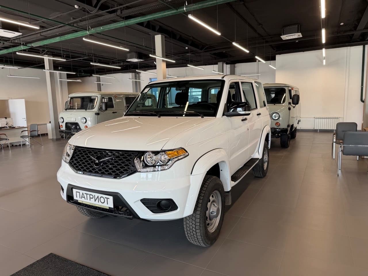 UAZ Patriot - 2