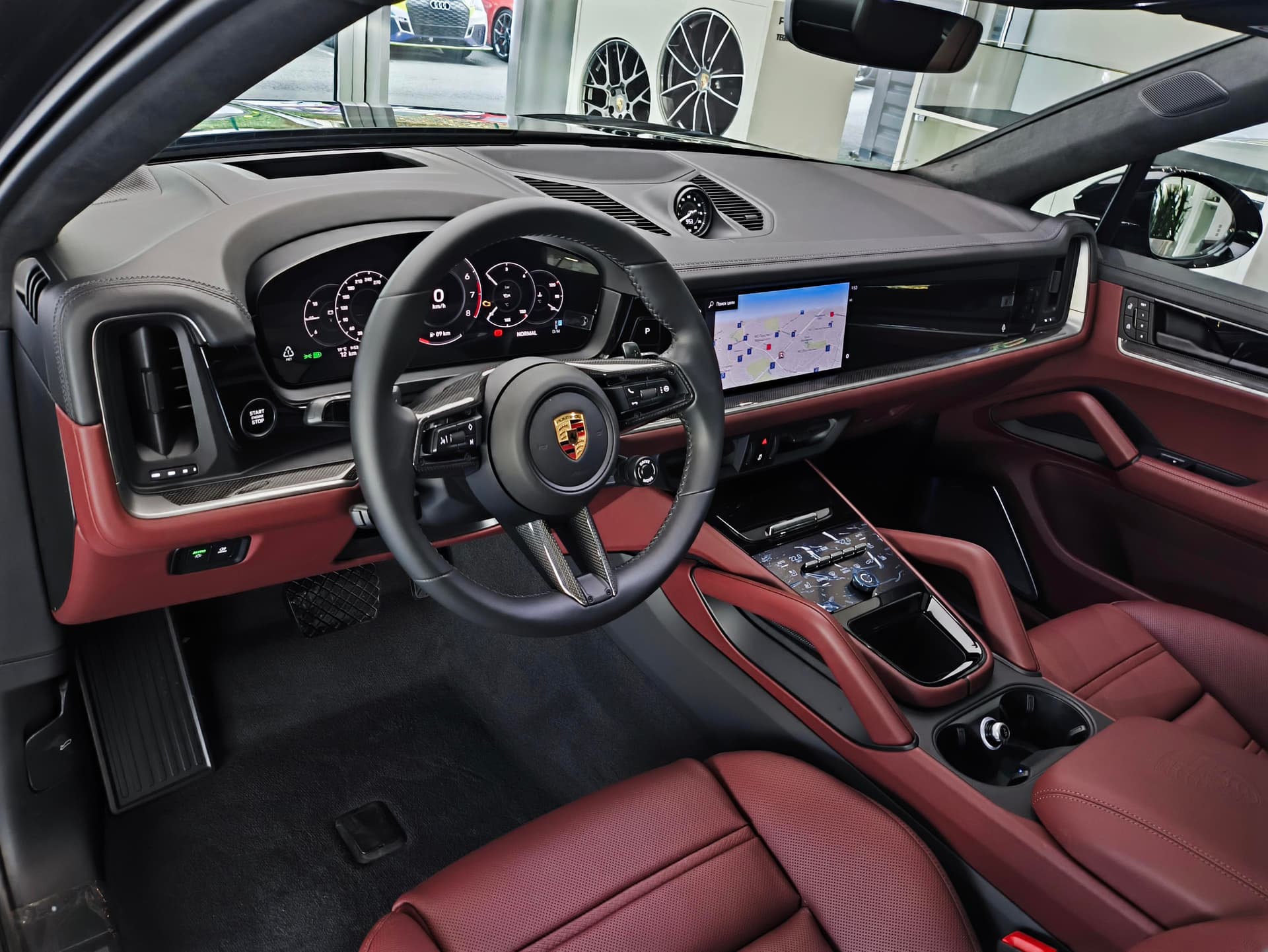 Porsche Cayenne Black Edition Coupe в лизинг - 8