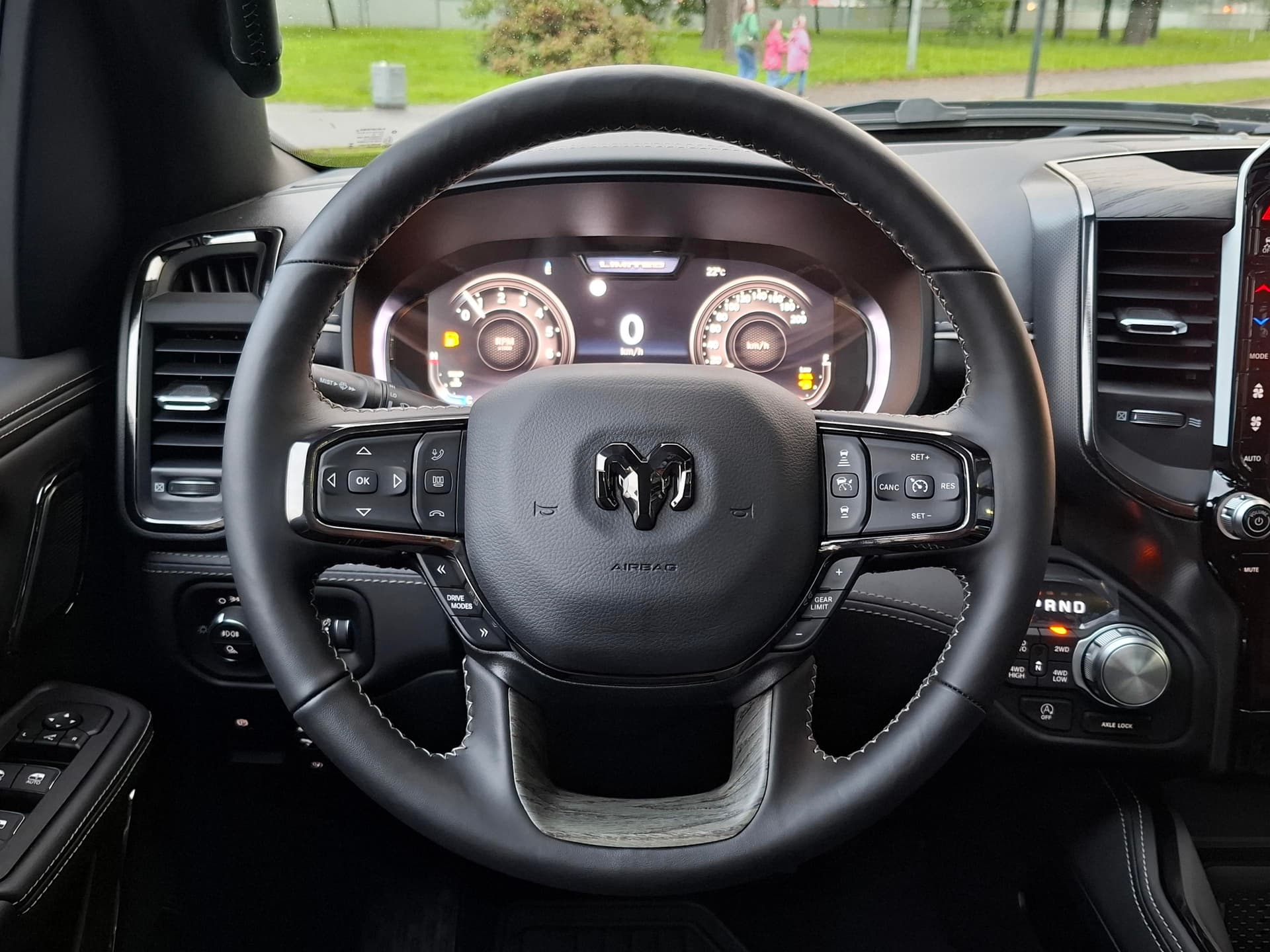 Ram 1500 Limited Crew Cab 3.0 8AT 4WD в лизинг - 29