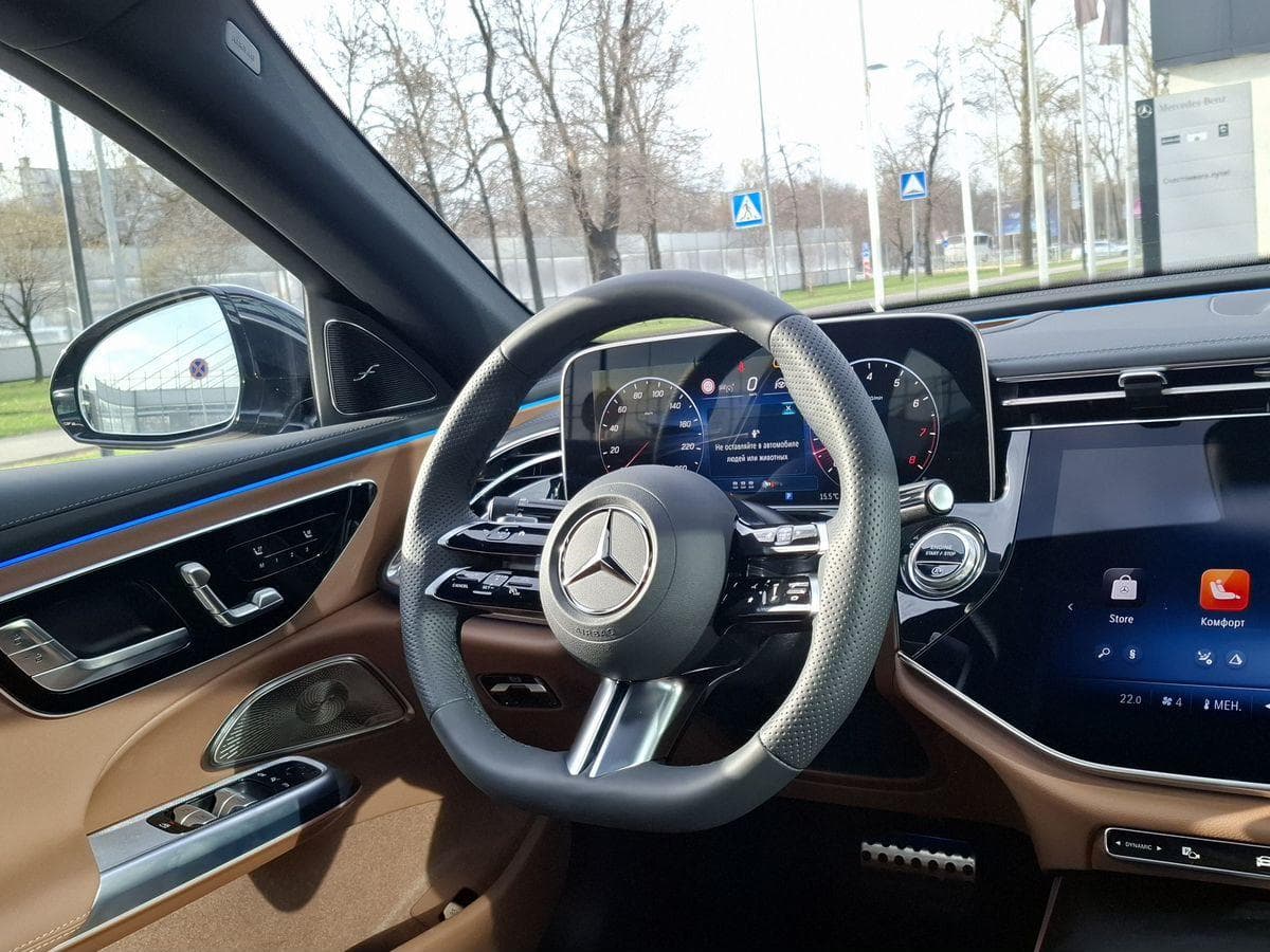 Mercedes-Benz E седан 300 полный привод АМГ Лайн (AMG Line) в лизинг - 28