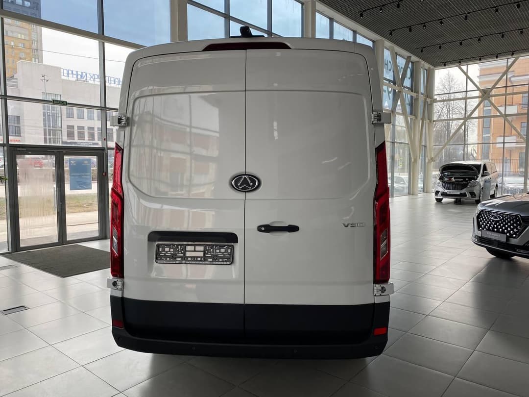 Avior V90 Фургон L3H2 3.5T 2.0TD 6MT FWD в лизинг - 8