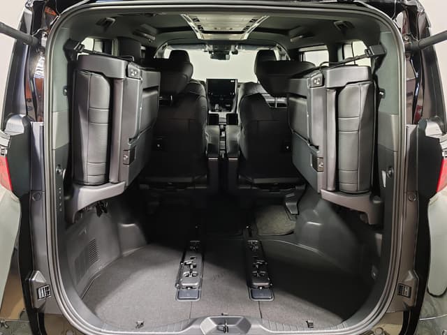 Toyota Alphard 2.5 HEV CVT в лизинг - 11