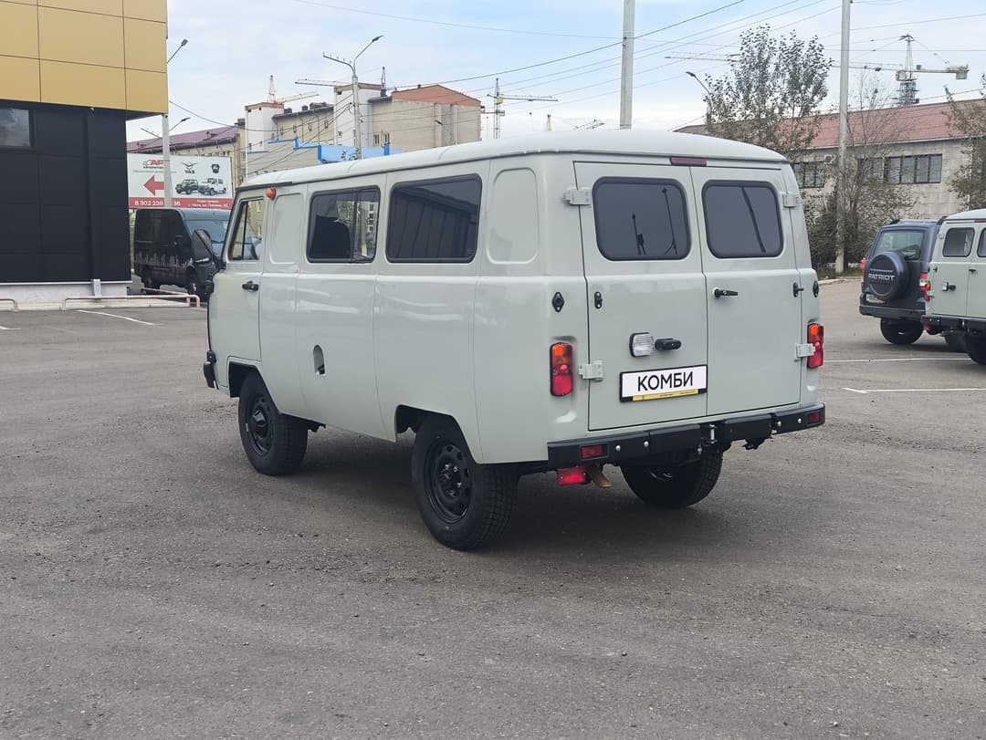 UAZ 3909 Комби 7 мест без ABS 2.7 5MT в лизинг - 7