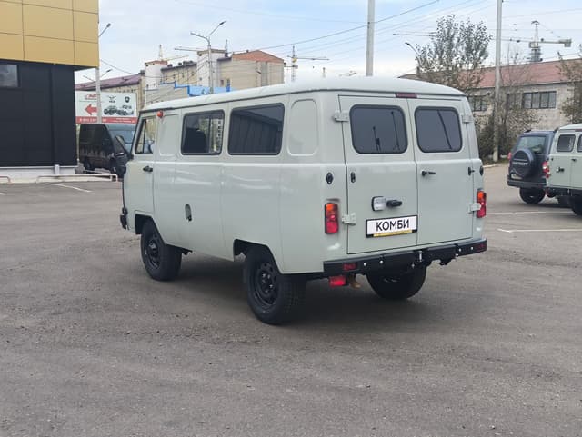 UAZ 3909 Комби 7 мест без ABS 2.7 5MT в лизинг - 7