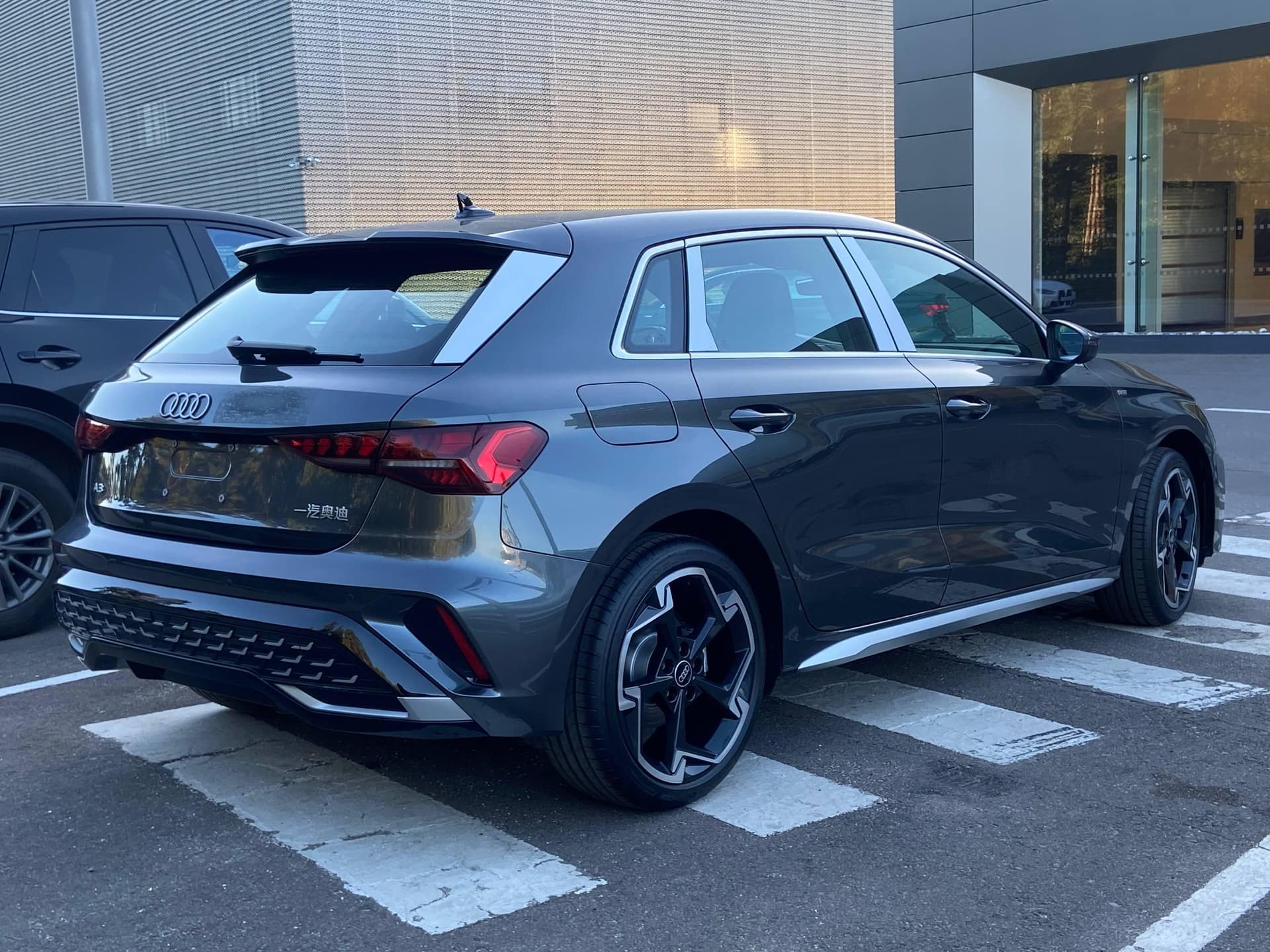 Audi A3 Sportback Premium Luxury 35 TFSI tiptronic в лизинг - 6