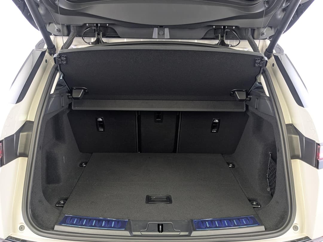 Land Rover Range Rover Evoque L 2.0 249PS MHEV Flowing Light Elegant в лизинг - 9