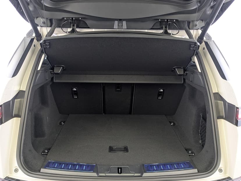Land Rover Range Rover Evoque L 2.0 249PS MHEV Flowing Light Elegant в лизинг - 9