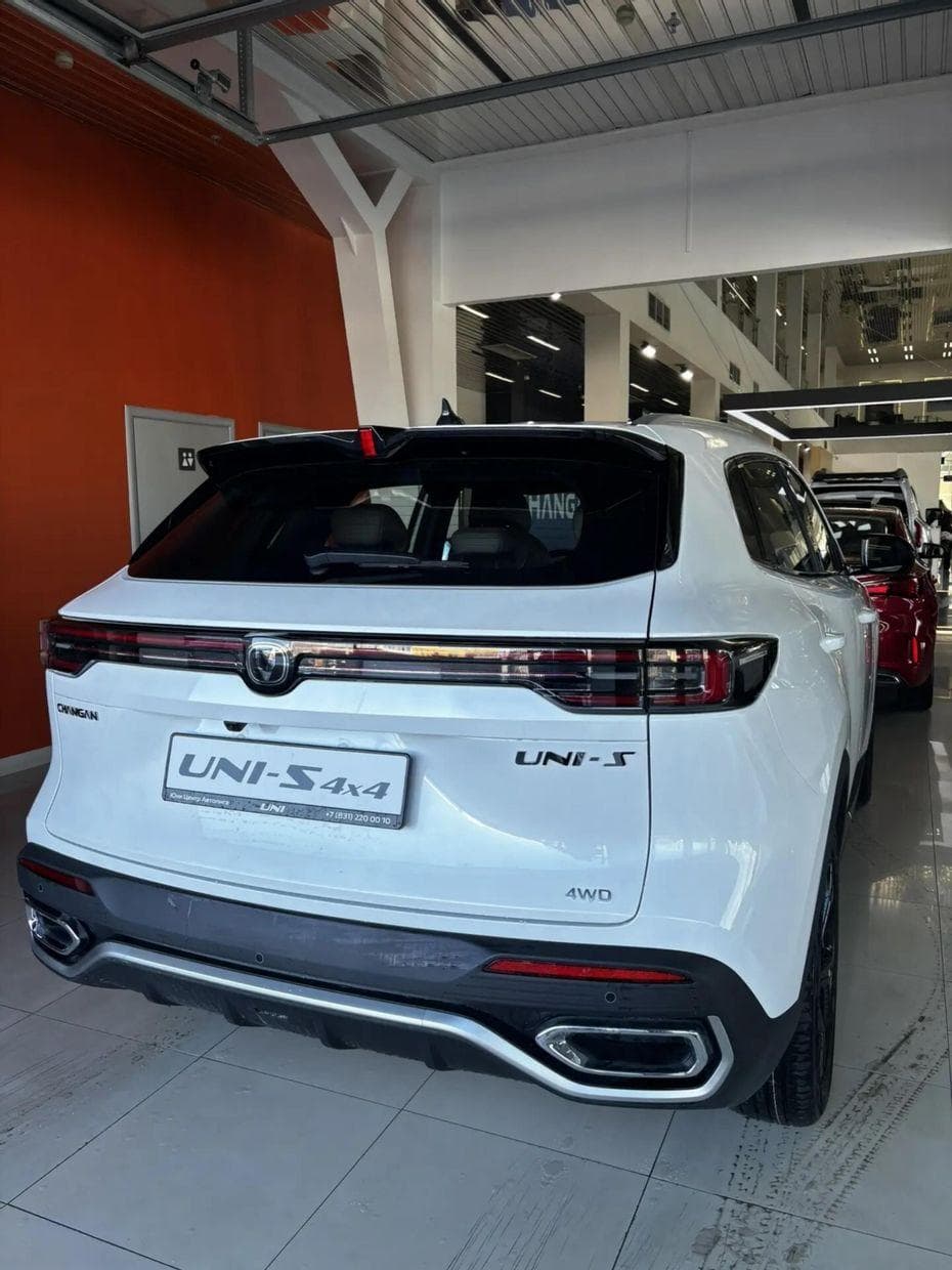 Changan Uni-S Техно 1.5Т АТ полный привод в лизинг - 8