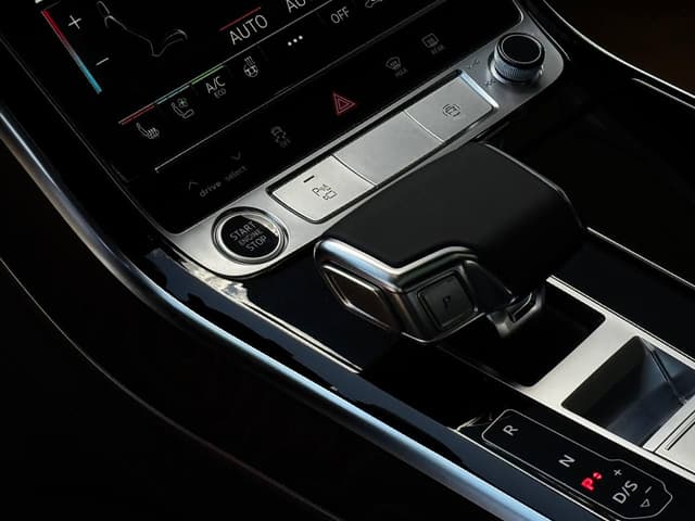 Audi A8 L 55 TFSI quattro tiptronic в лизинг - 25