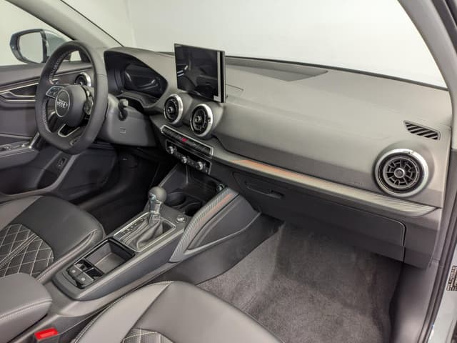 Audi Q2 L Style Dynamic 35 TSI S tronic в лизинг - 11