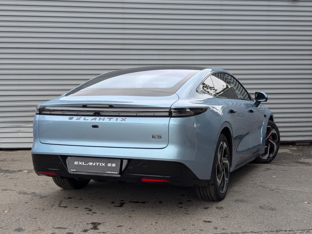 Exlantix ES 1.5 Hyb AT AWD в лизинг - 3