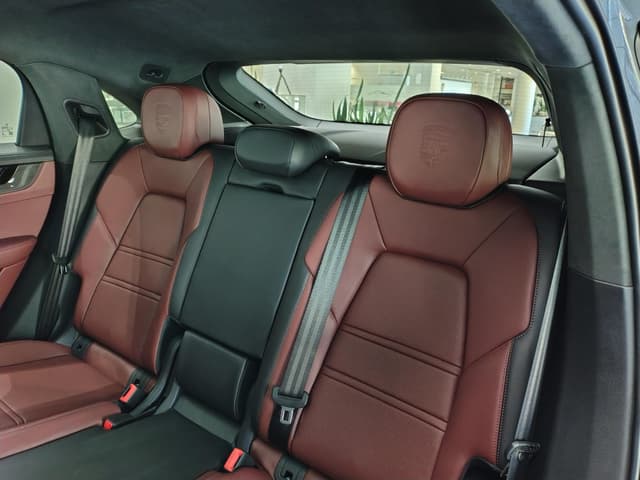 Porsche Cayenne GTS Coupe в лизинг - 15