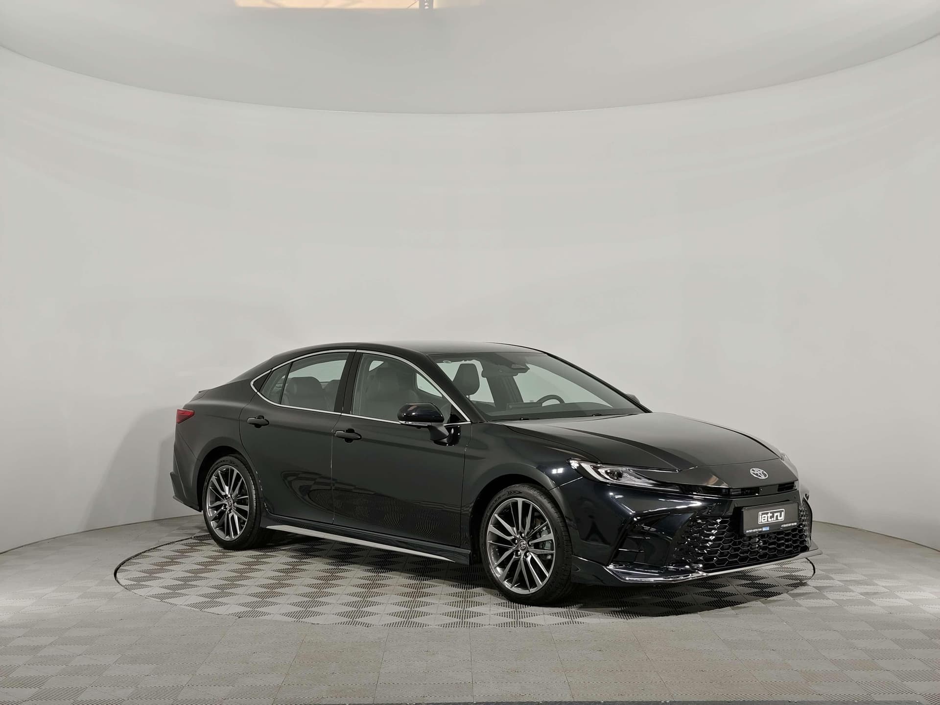 Toyota Camry 2.0HXS Sports Plus Edition в лизинг - 9