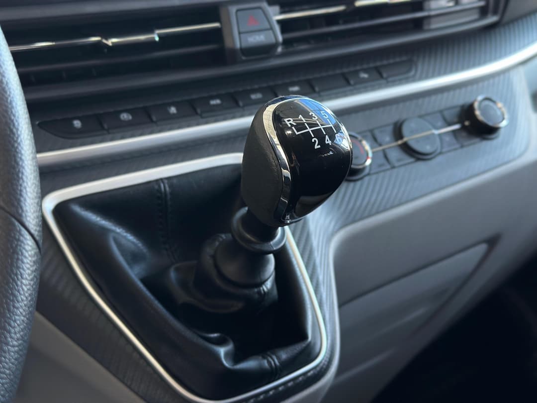 Avior V90 Фургон L3H2 3.5T 2.0TD 6MT FWD в лизинг - 15