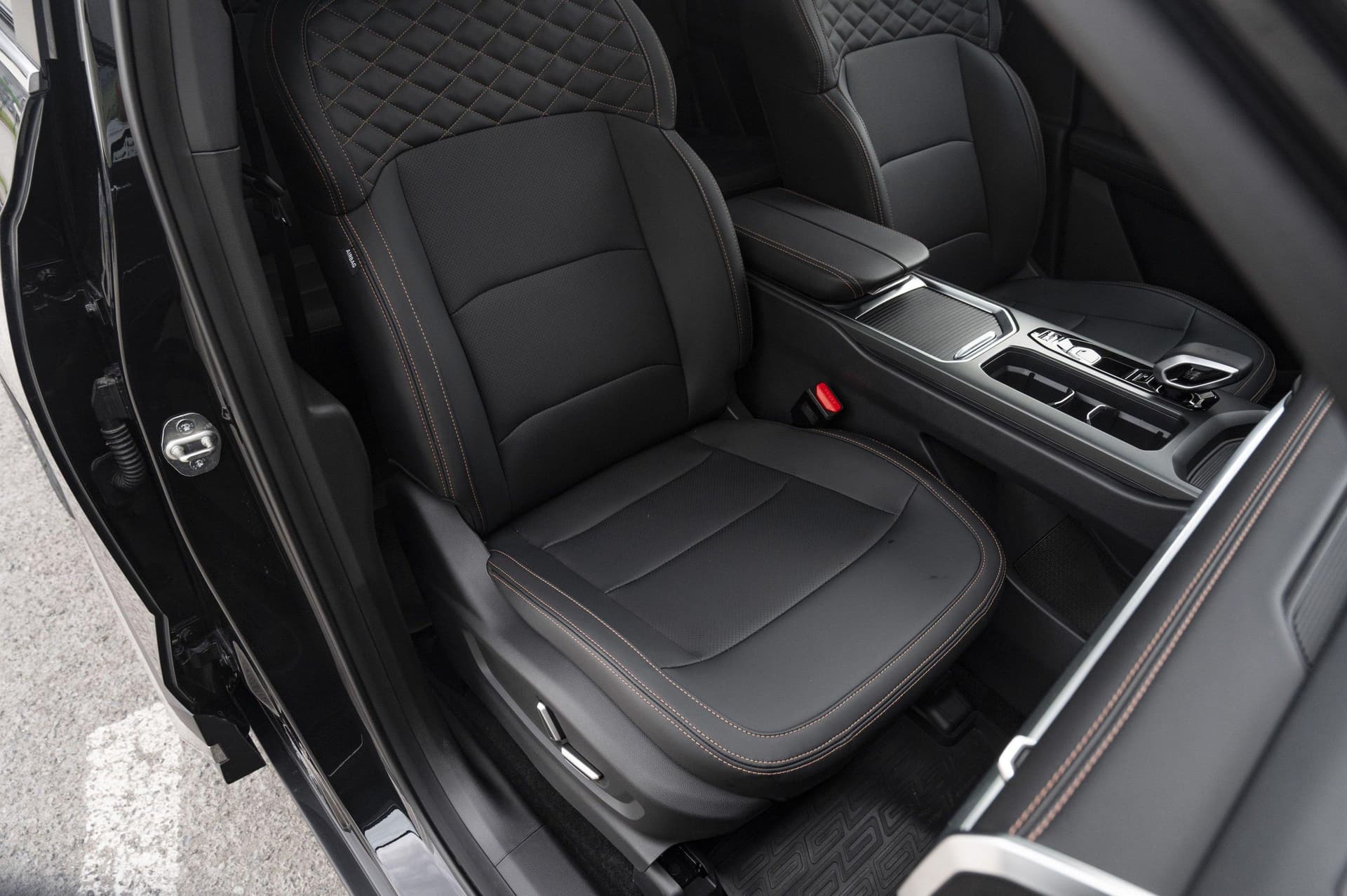 Geely Okavango Flagship 2.0T 7DCT 2WD в лизинг - 16