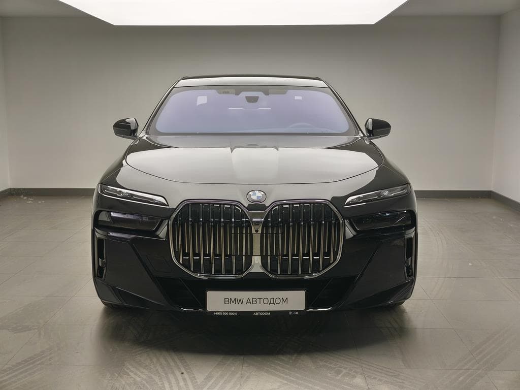 BMW 7 серия - 4