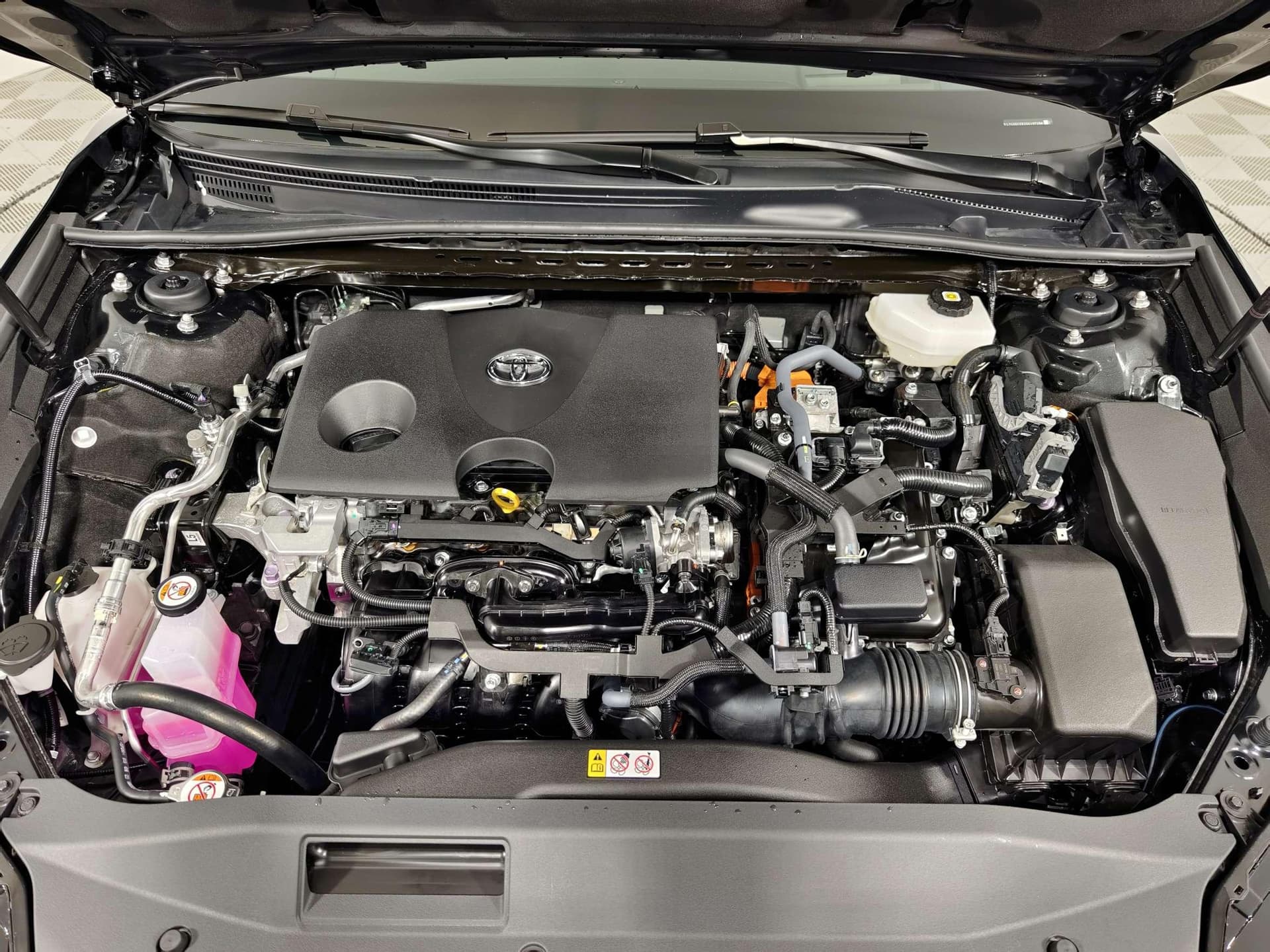 Toyota Camry 2.0HXS Sports Plus Edition в лизинг - 27