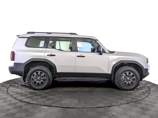 Toyota Land Cruiser Prado - 5