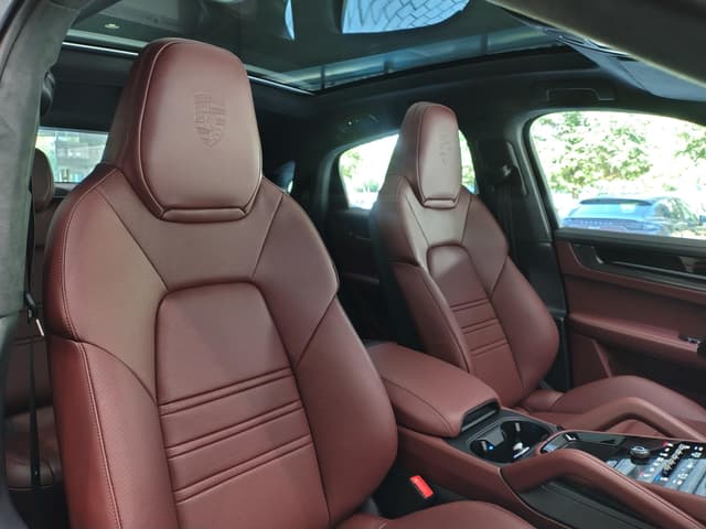 Porsche Cayenne GTS Coupe в лизинг - 13