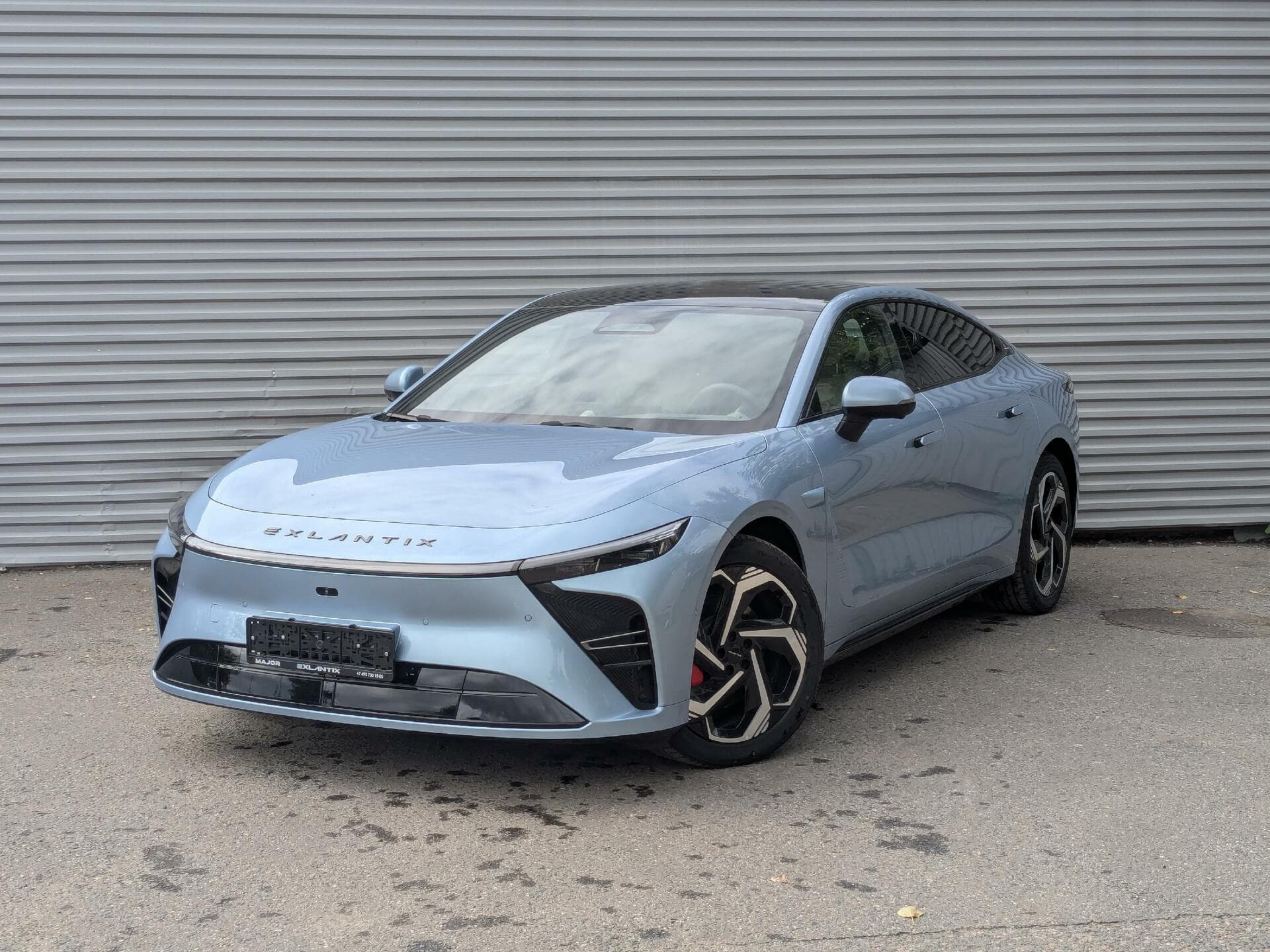 Exlantix ES 1.5 Hyb AT AWD в лизинг - 2