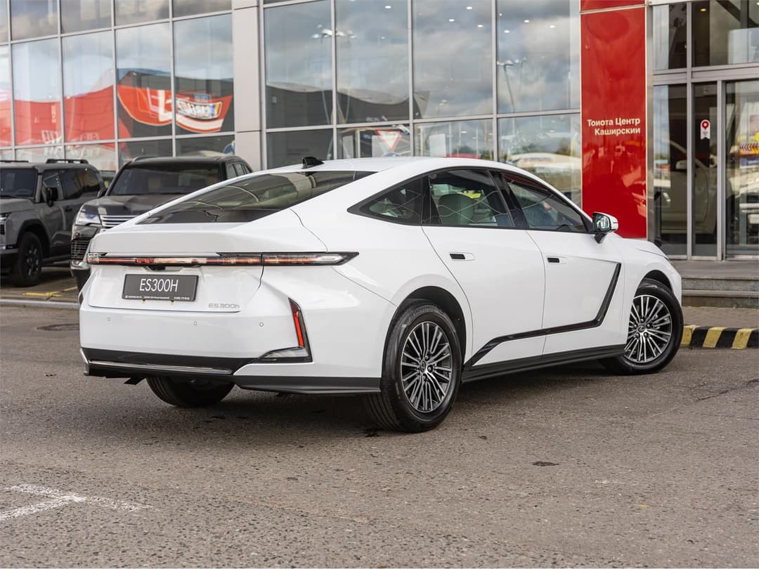 Lexus ES 300h 2.0 гибрид вариатор в лизинг - 9