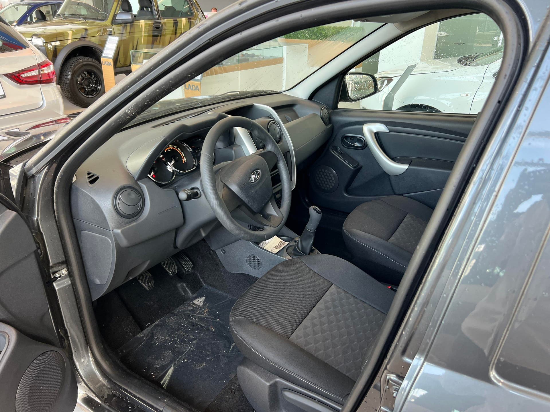 Lada Largus фургон Classic 1.6 90hp 5MT в лизинг - 5