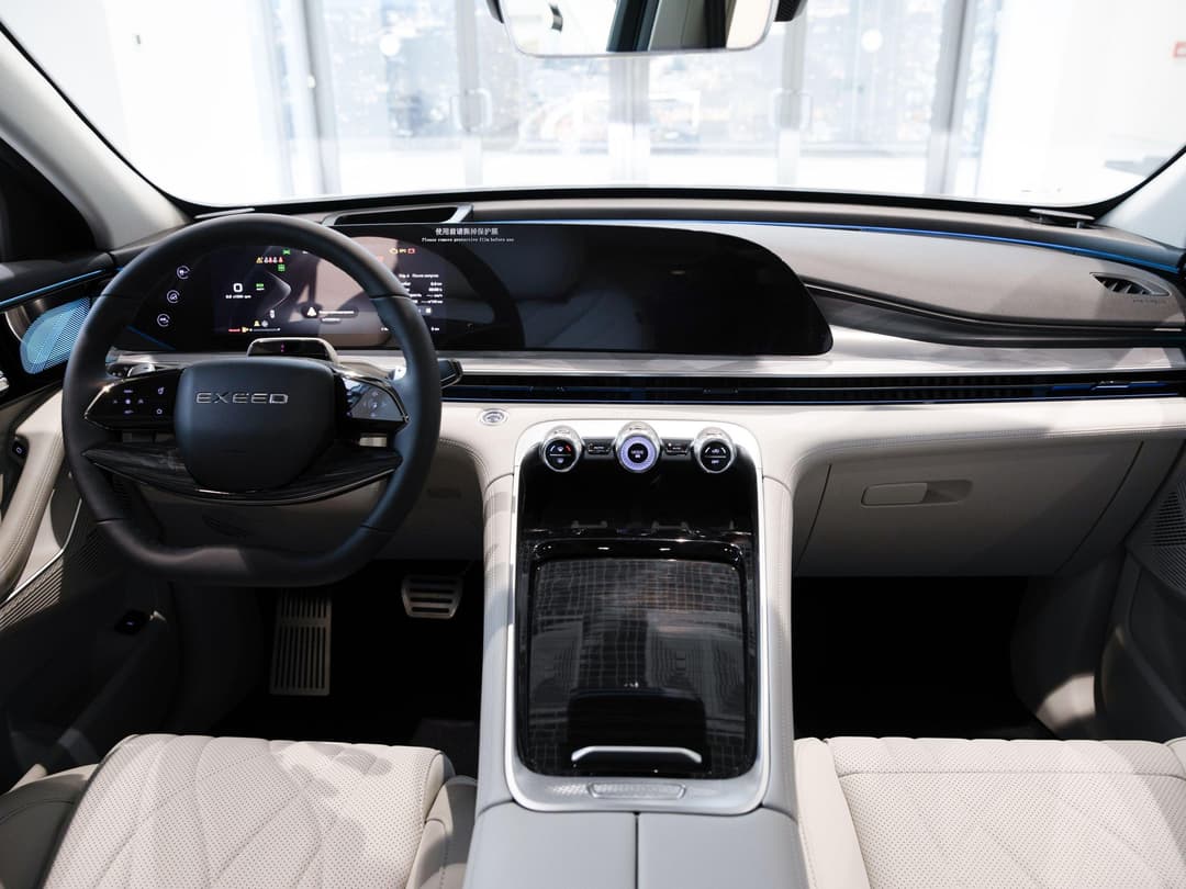 EXEED RX Flagship 2.0 TGDI 8AT AWD в лизинг - 11