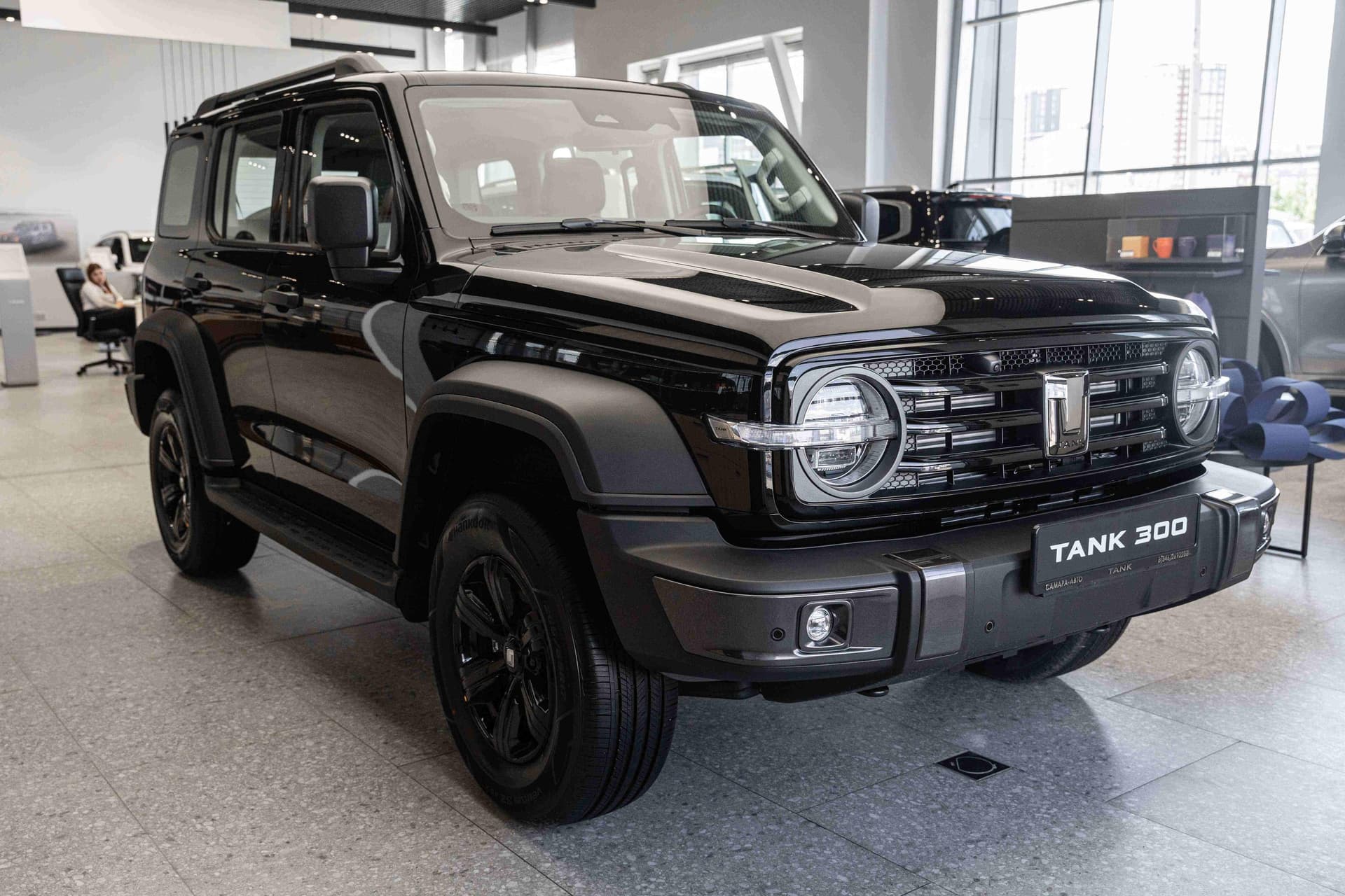 Tank 300 City Adventure 2.0 8AT 4WD в лизинг - 9