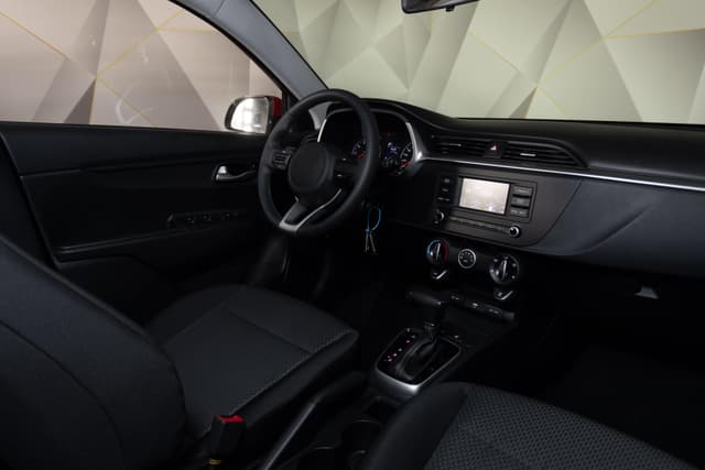 Solaris KRS Comfort 1.6 6AT в лизинг - 9