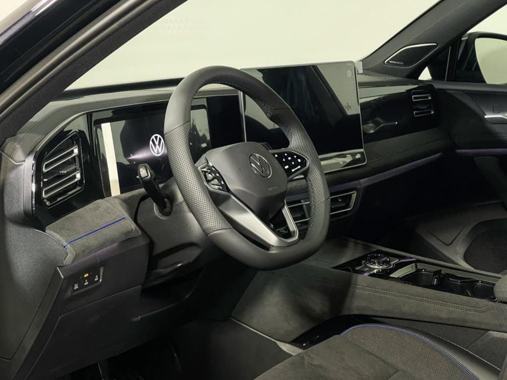Volkswagen Tiguan L Pro R-Line Premium Edition 380TSI 7AT 4WD в лизинг - 11