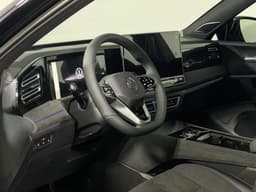 Volkswagen Tiguan L Pro R-Line Premium Edition 380TSI 7AT 4WD в лизинг - 11