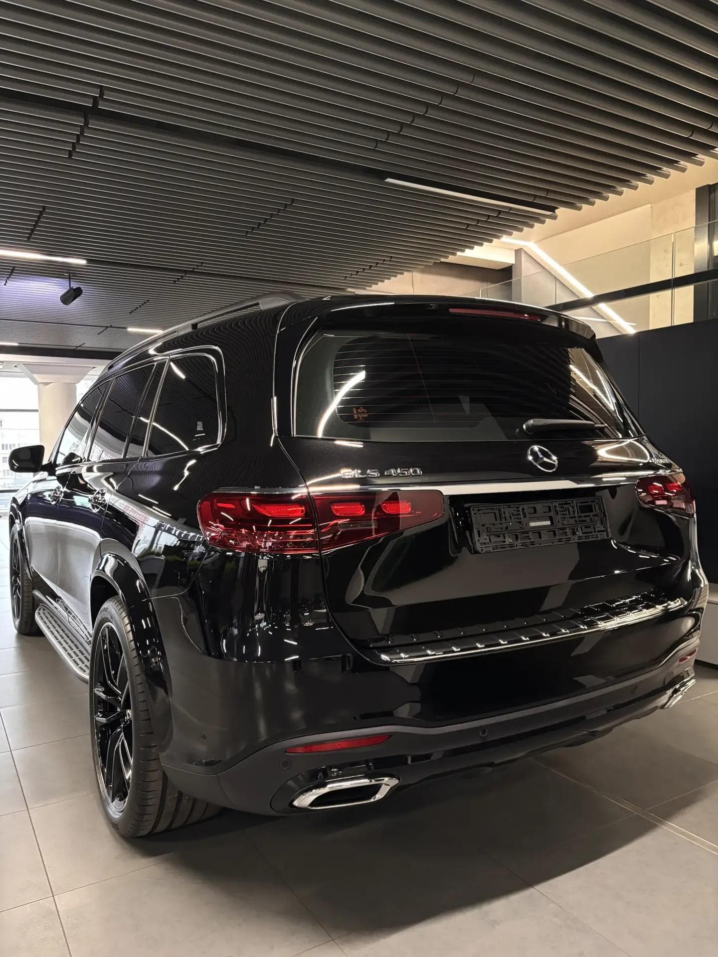 Mercedes-Benz GLS - 4