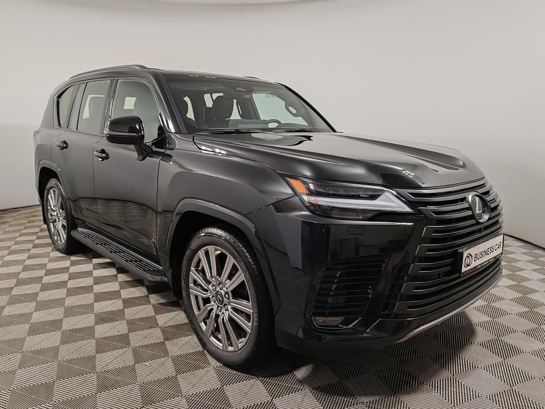 Lexus LX 600 VIP Black в лизинг - 4