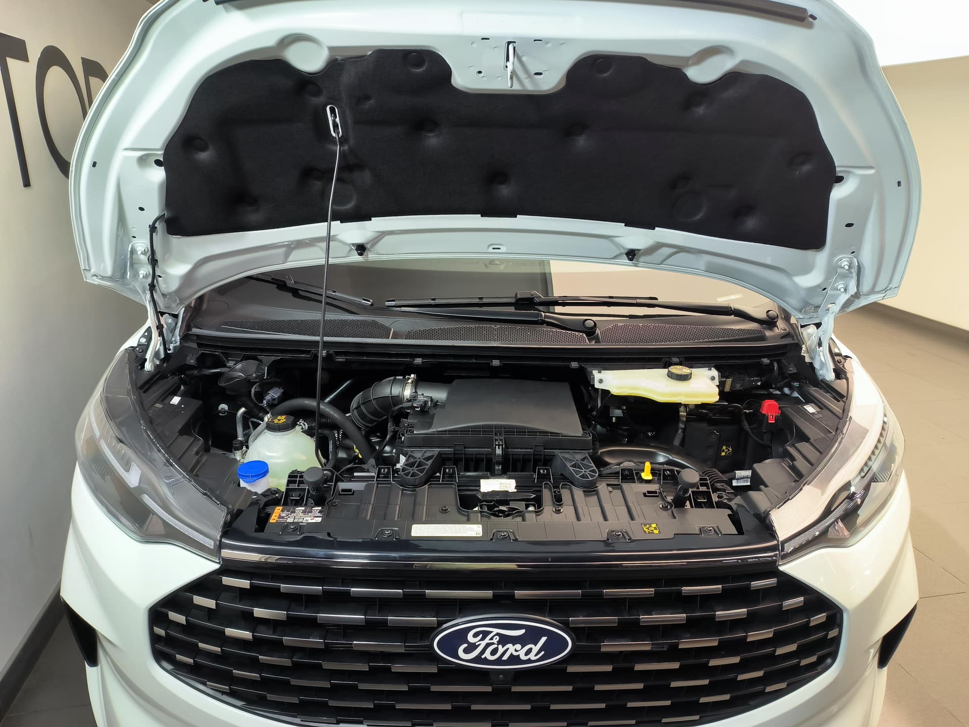 Ford Tourneo Custom Титаниум 320 длинная база 2.0 дизель 170 л.с. АТ полный привод в лизинг - 27