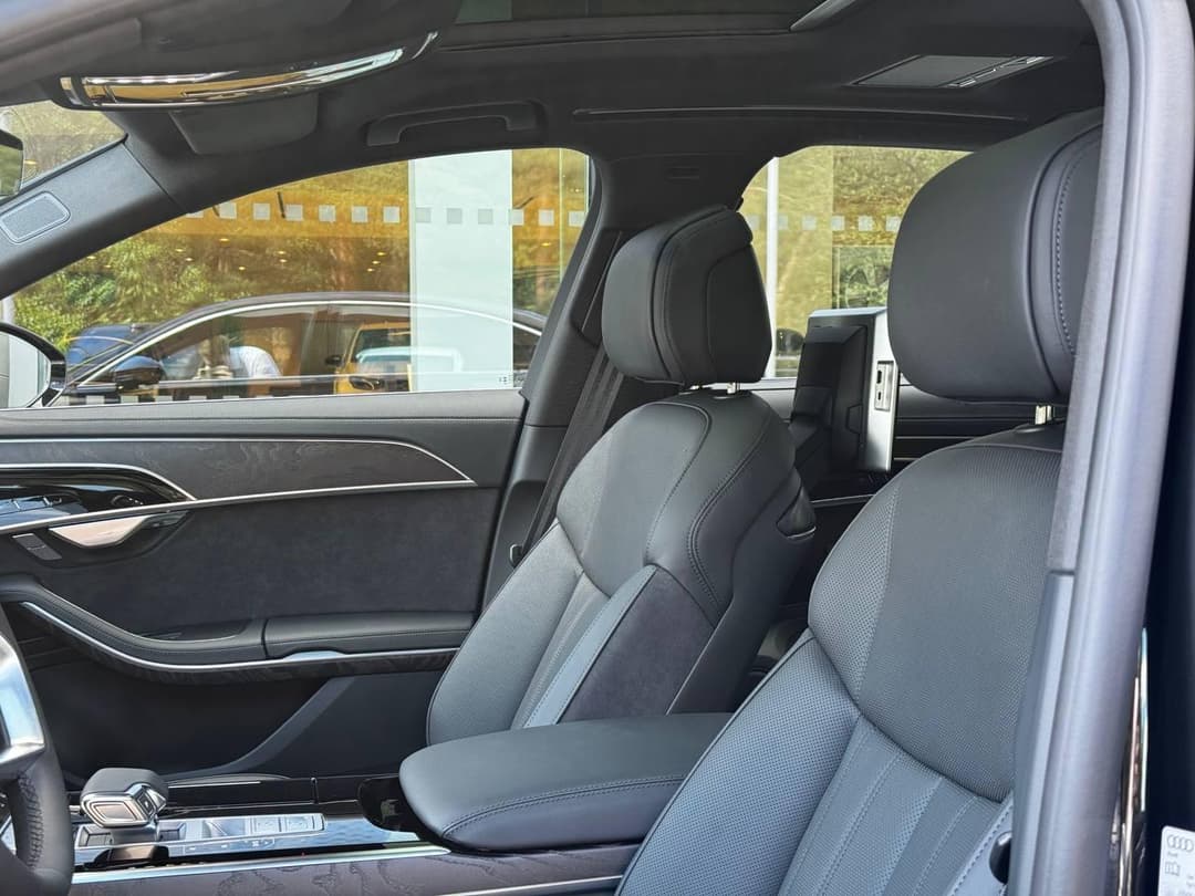 Audi A8 L 55 TFSI quattro tiptronic в лизинг - 12