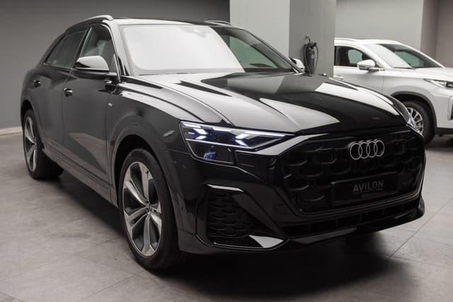 Audi Q8 - 3