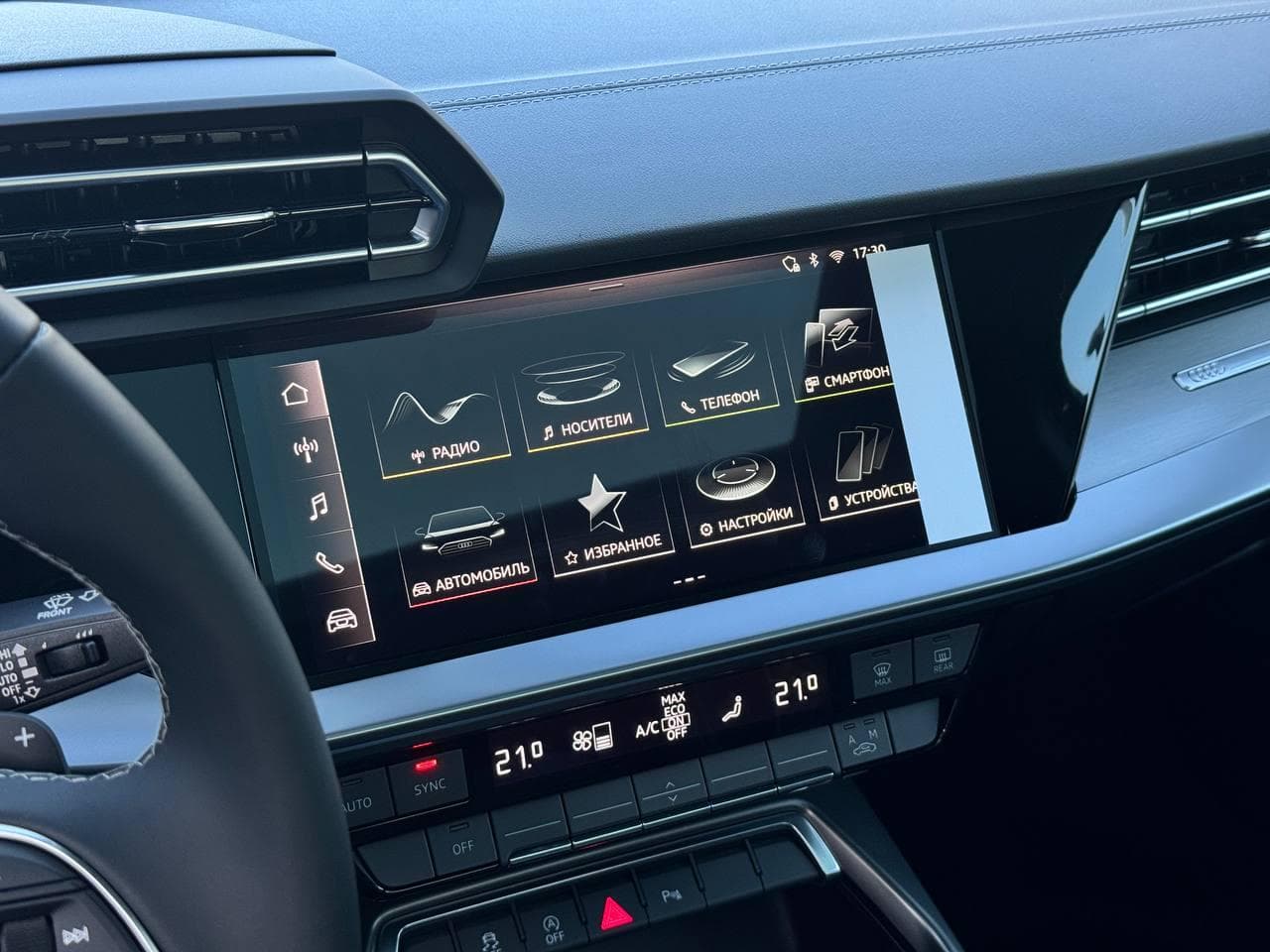 Audi A3 Sedan L Flying Spur Premium Edition 35 TFSI tiptronic в лизинг - 15