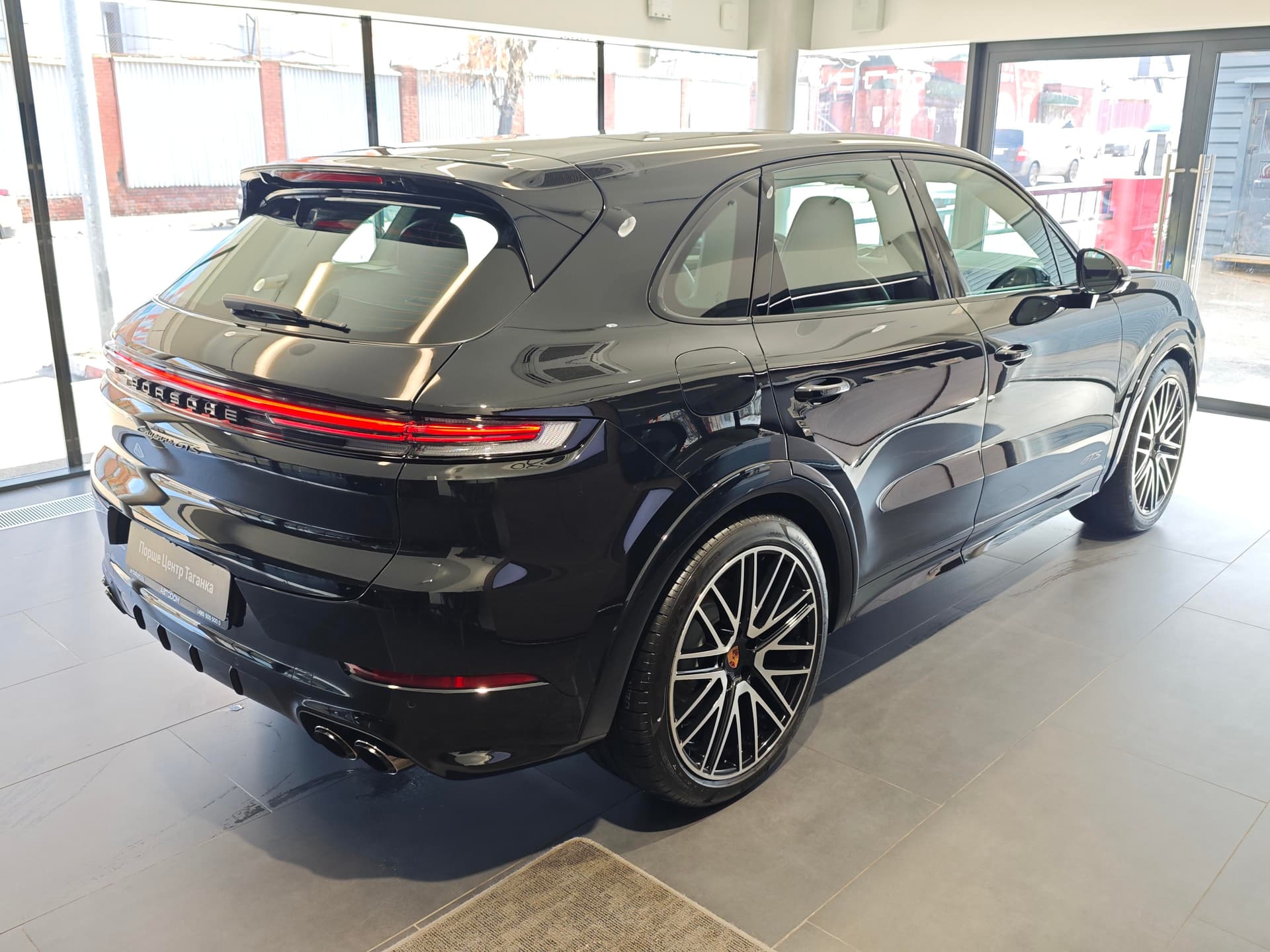 Porsche Cayenne GTS в лизинг - 4
