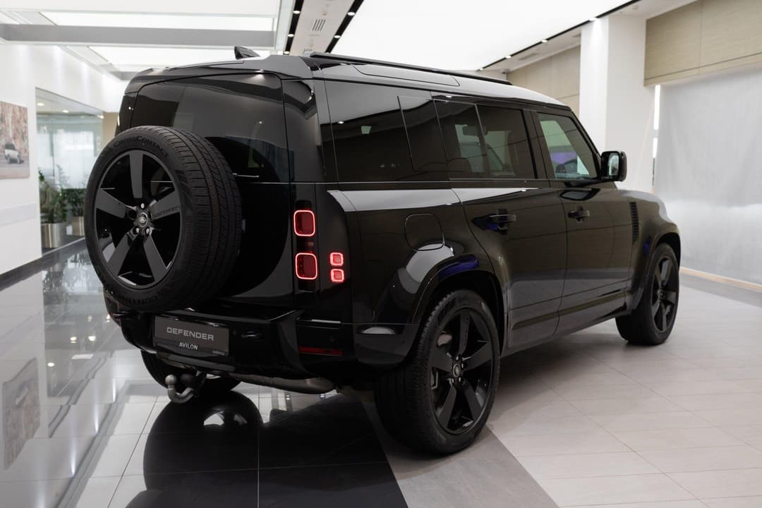 Land Rover Defender 110 3.0 дизель 350 л.с. гибрид Икс-Дайнэмик ХСЕ (X-Dynamic HSE) в лизинг - 8