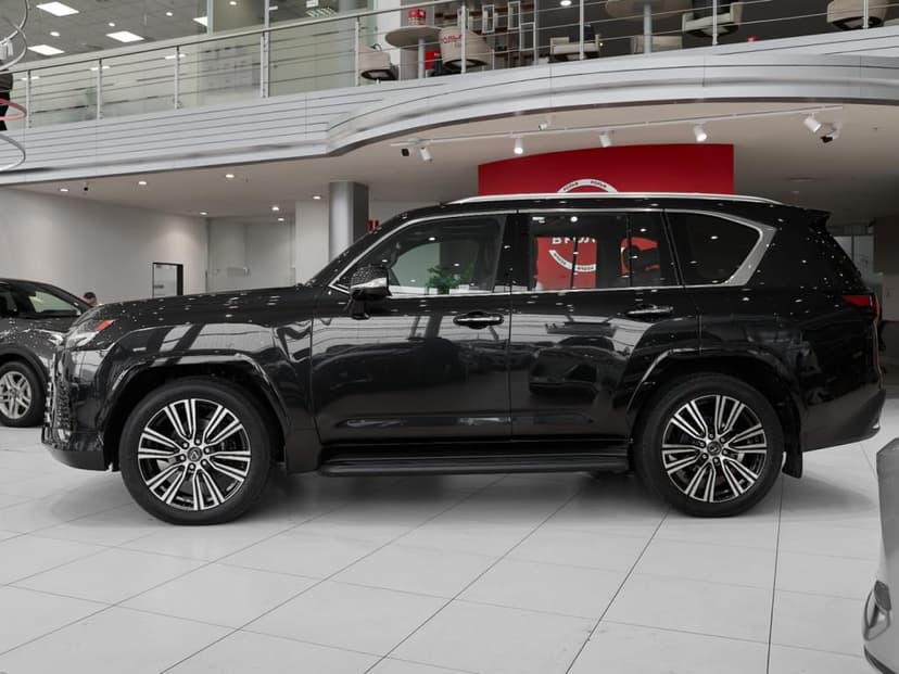Lexus LX 500d Urban DSL в лизинг - 13